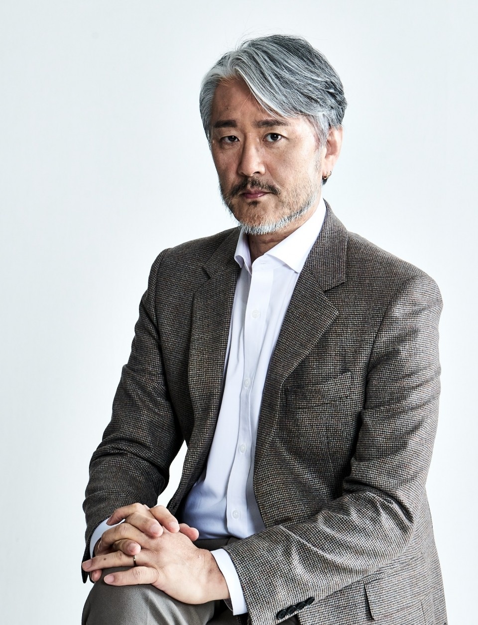 정초신