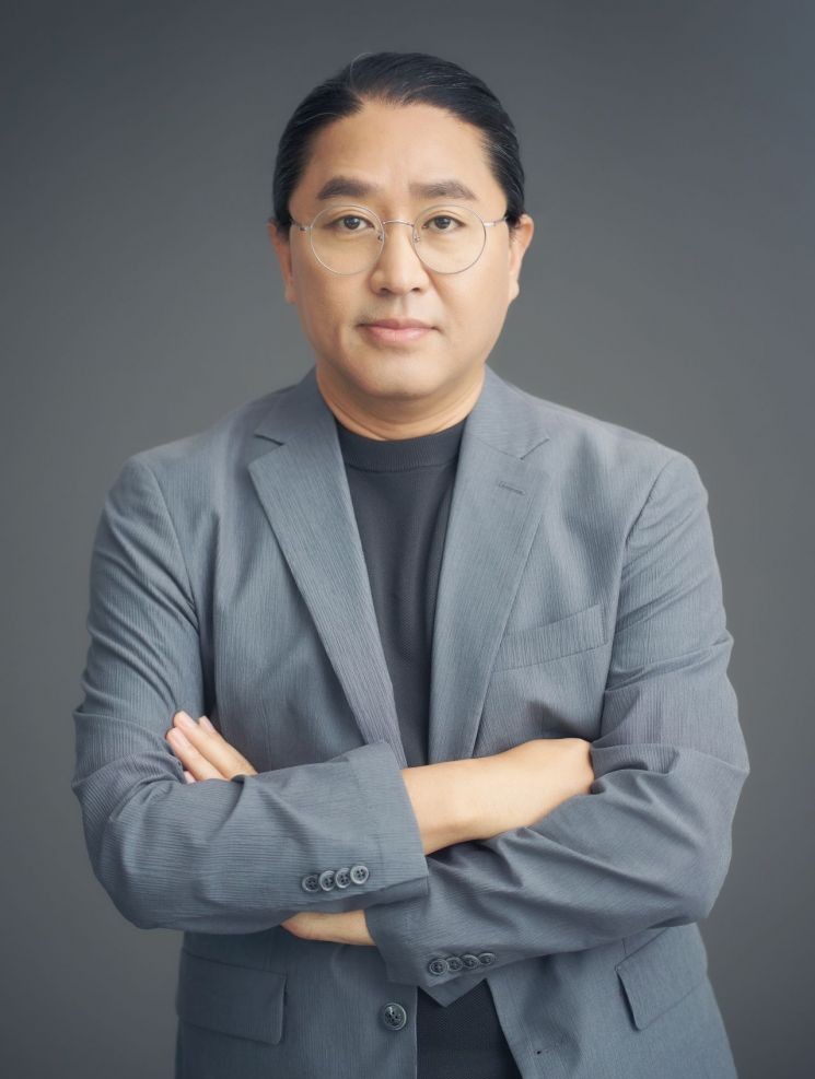 김한민